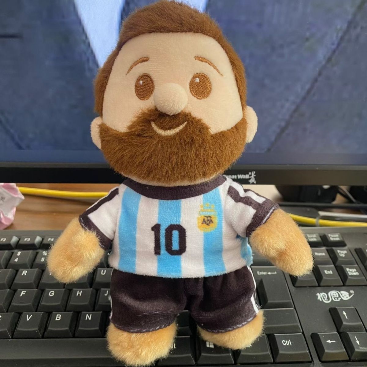 Bambola di Peluche Messi Argen - Anime Merchandise Figures recensione e prezzo