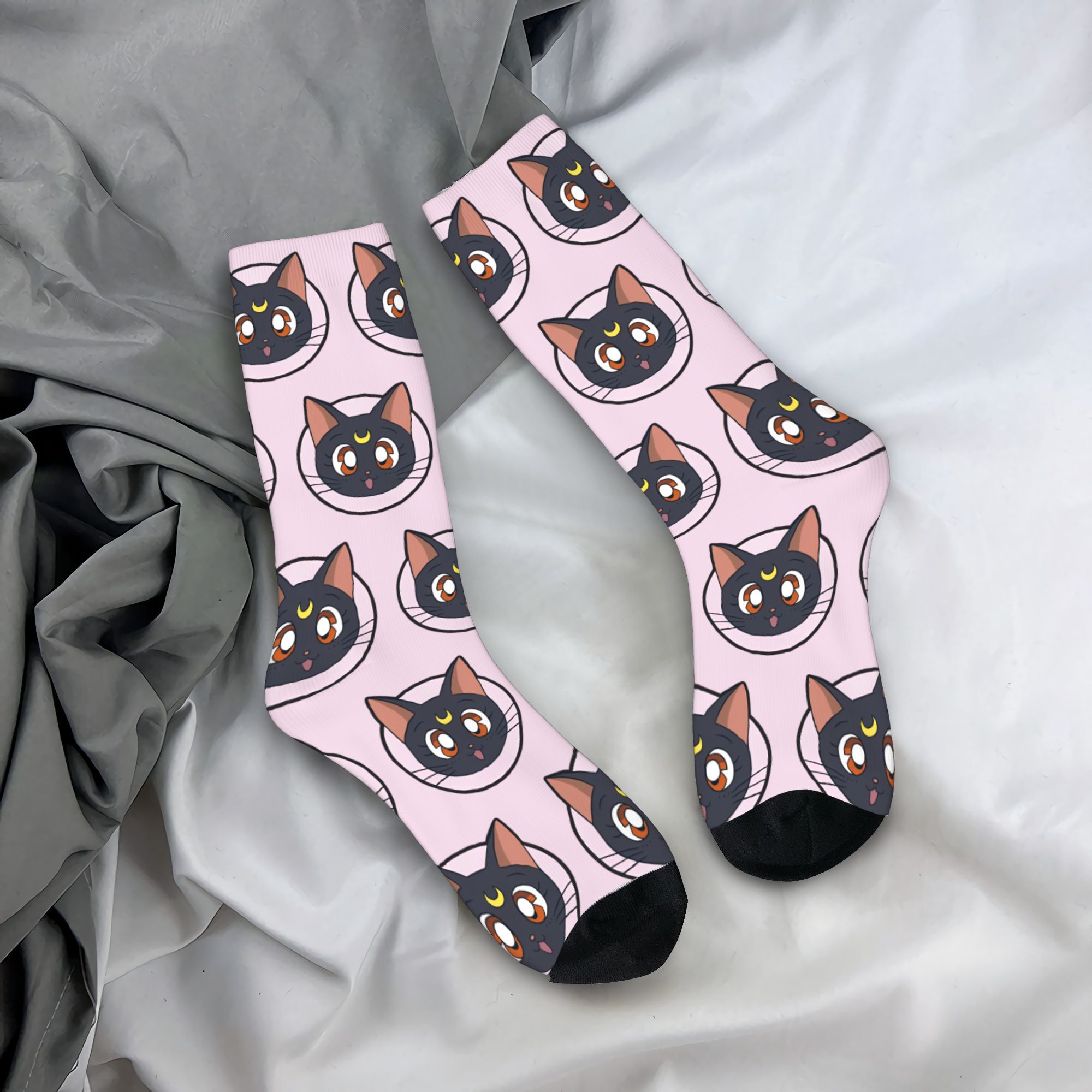 Calzini unisex alla moda Sailo - Anime Merchandise Dress recensione e prezzo
