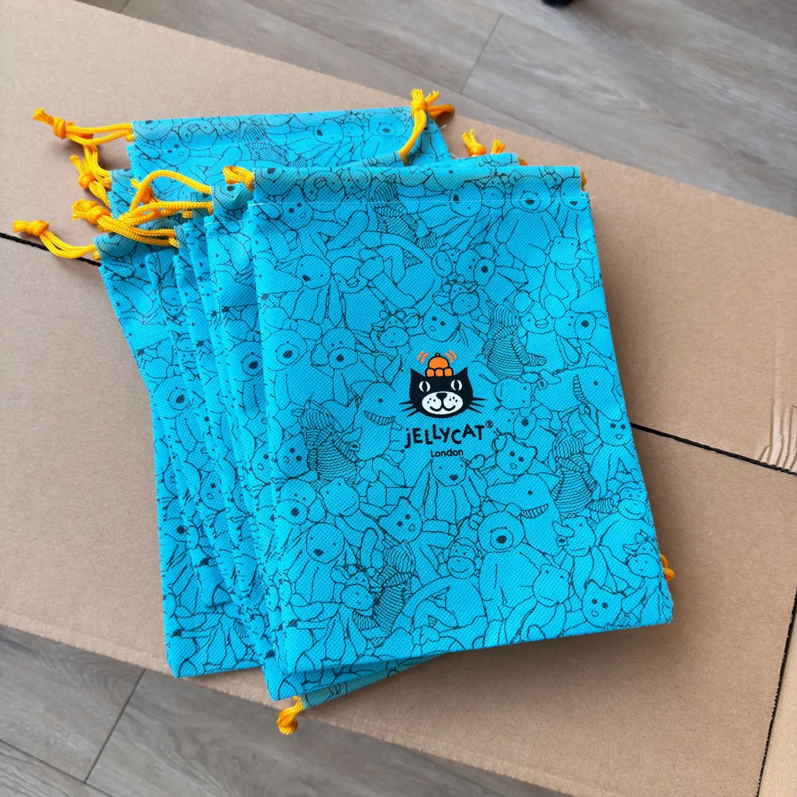 Borsa antipolvere in tessuto n - Anime Merchandise Bag recensione e prezzo